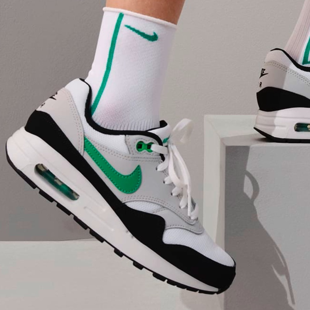 Nike Air Max I Sneakers White, Black and Green Size 9.5 - Picture 2 of 11